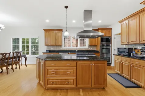 801 Shannon Lake Court Westmont IL 60559