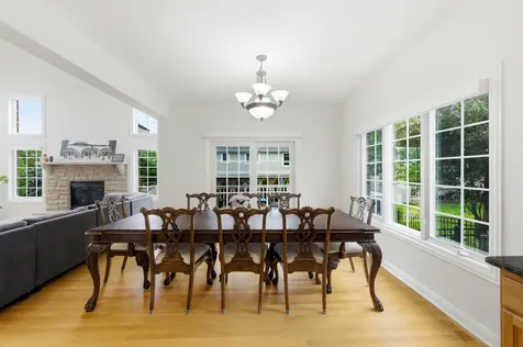 801 Shannon Lake Court Westmont IL 60559