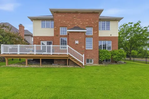 801 Shannon Lake Court Westmont IL 60559