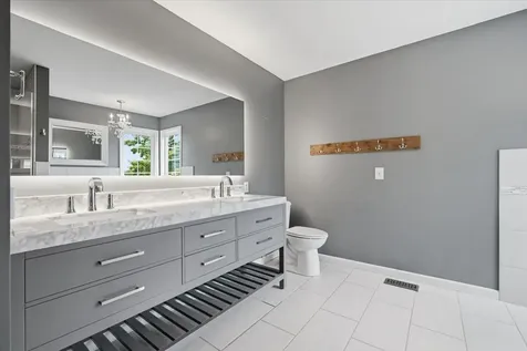 2509 Keystone Road Bloomington IL 61704