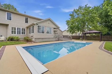 2509 Keystone Road Bloomington IL 61704