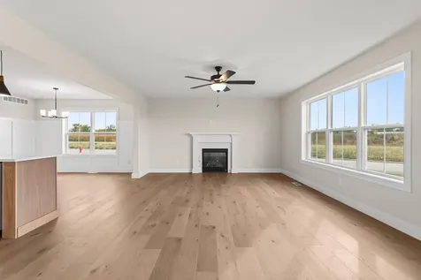20 Meadow Drive Monticello IL 61856