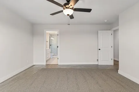 20 Meadow Drive Monticello IL 61856