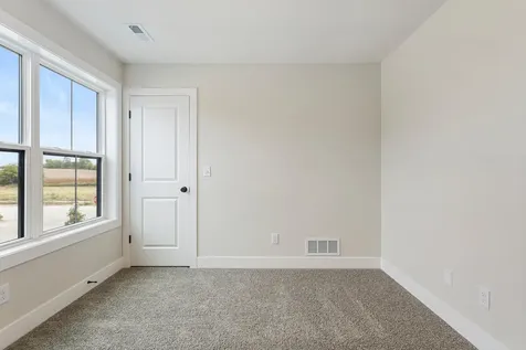 20 Meadow Drive Monticello IL 61856