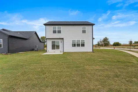 20 Meadow Drive Monticello IL 61856