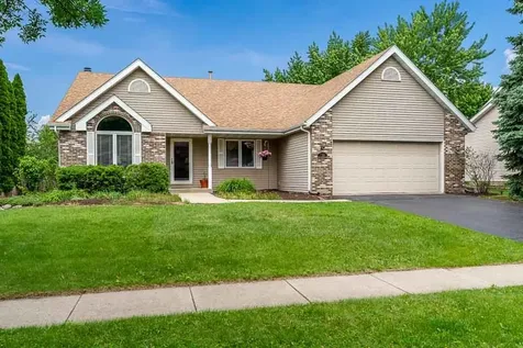 7152 Meadow Rockford IL 61114