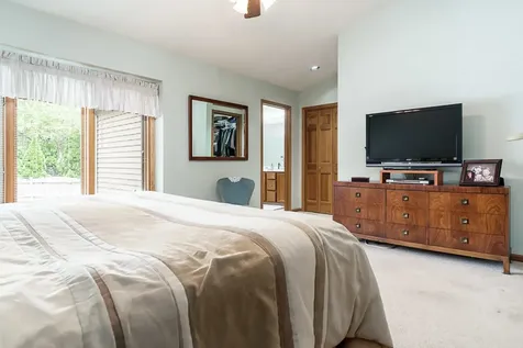 7152 Meadow Rockford IL 61114
