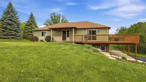 2 Concord Court Galena IL 61036