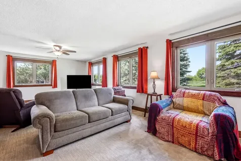2 Concord Court Galena IL 61036
