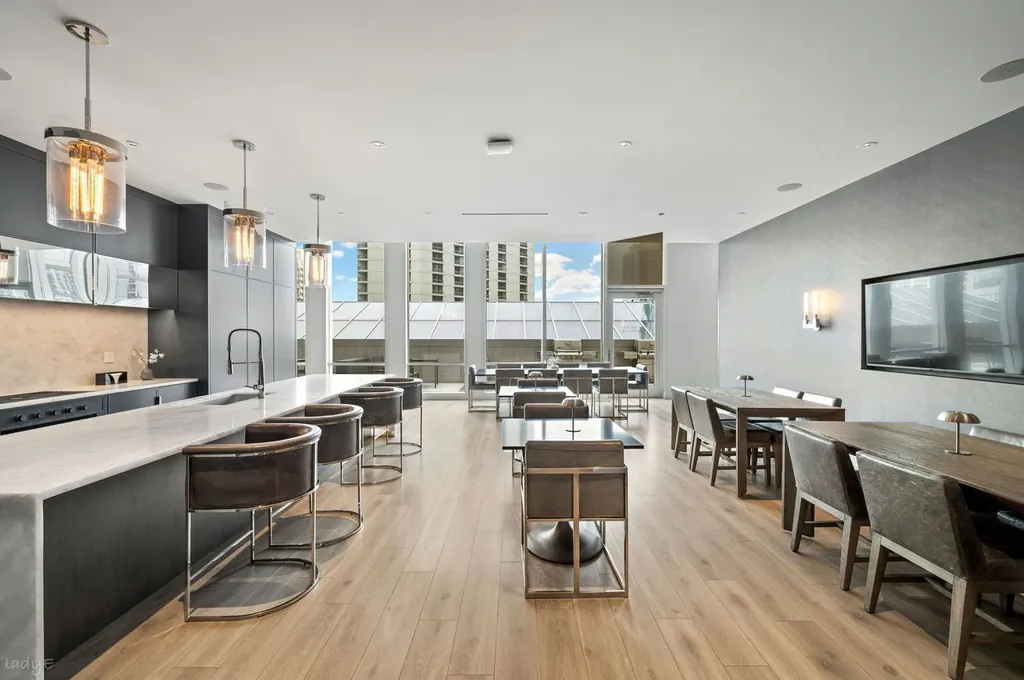 14 West Superior Street Chicago IL 60654