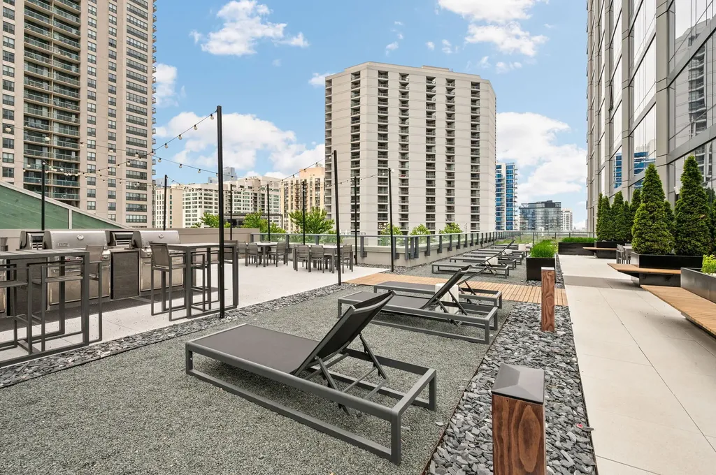 14 West Superior Street Chicago IL 60654