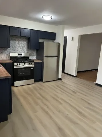 8923 South Cottage Grove Avenue Chicago IL 60619