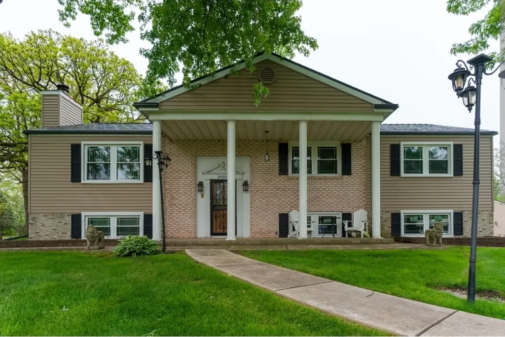 24804 South Oak Lane Crete IL 60417