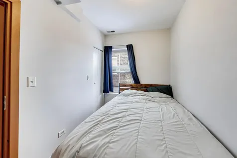 6417 North Greenview Avenue Chicago IL 60626