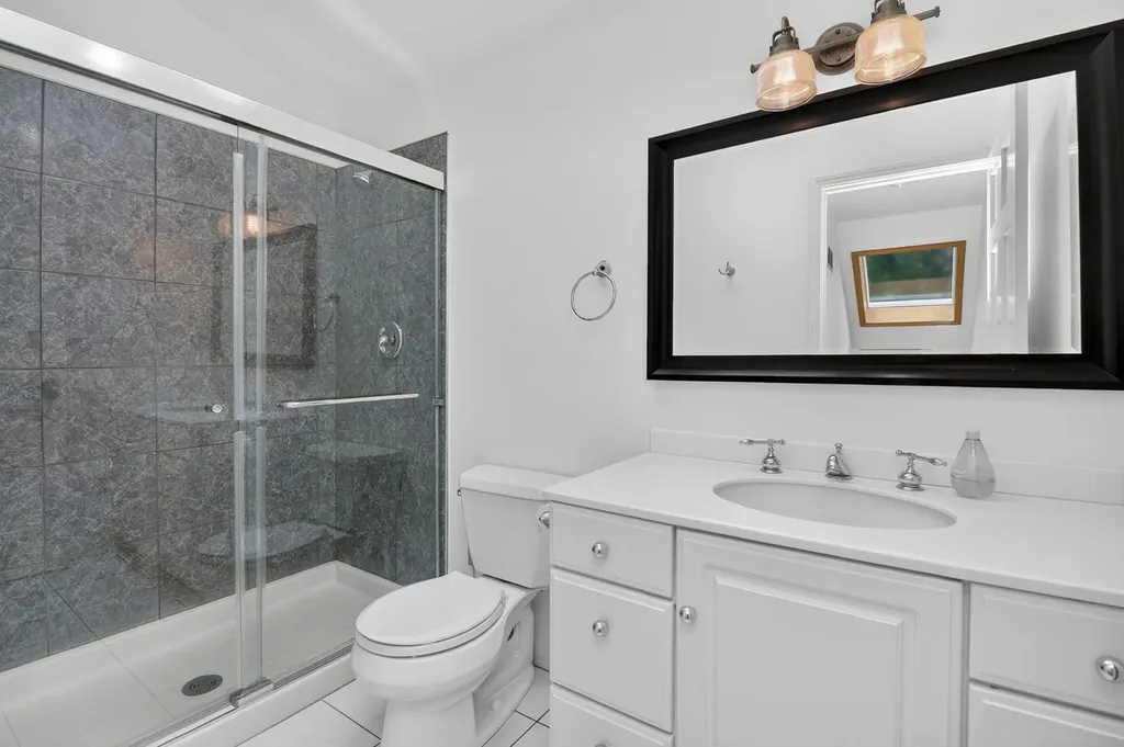 14 Walnut Road Glen Ellyn IL 60137