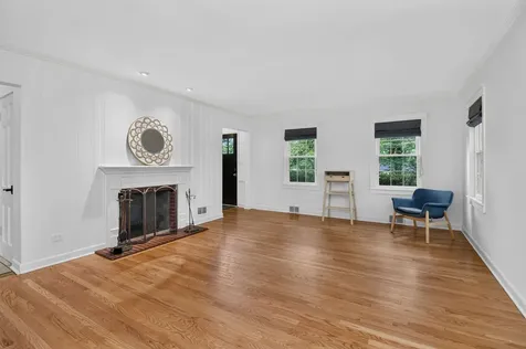 14 Walnut Road Glen Ellyn IL 60137