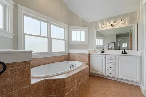 834 Citizen Avenue Elburn IL 60119