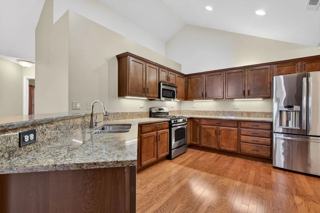16635 South Fox Run Circle Plainfield IL 60586