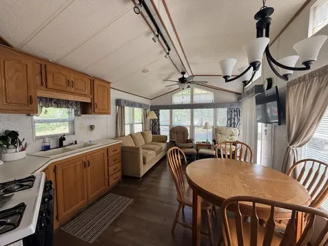 3-50 Woodhaven Lakes Sublette IL 61367