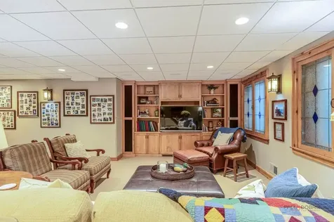 145 South Bradford Court Lake Forest IL 60045