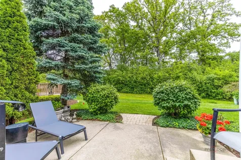 145 South Bradford Court Lake Forest IL 60045