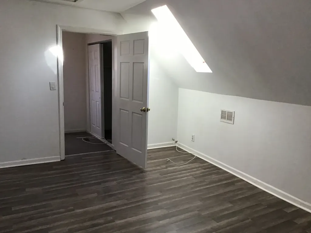 3859 North Whipple Street Chicago IL 60618