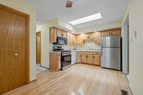 1109 Warner Avenue Lemont IL 60439