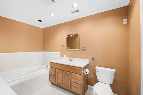 1316 Whitcomb Avenue Des Plaines IL 60018
