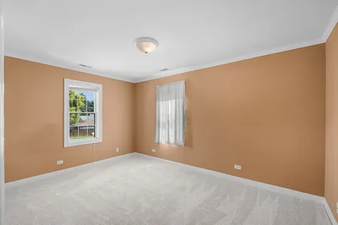 1316 Whitcomb Avenue Des Plaines IL 60018