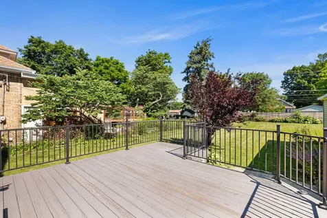 1316 Whitcomb Avenue Des Plaines IL 60018
