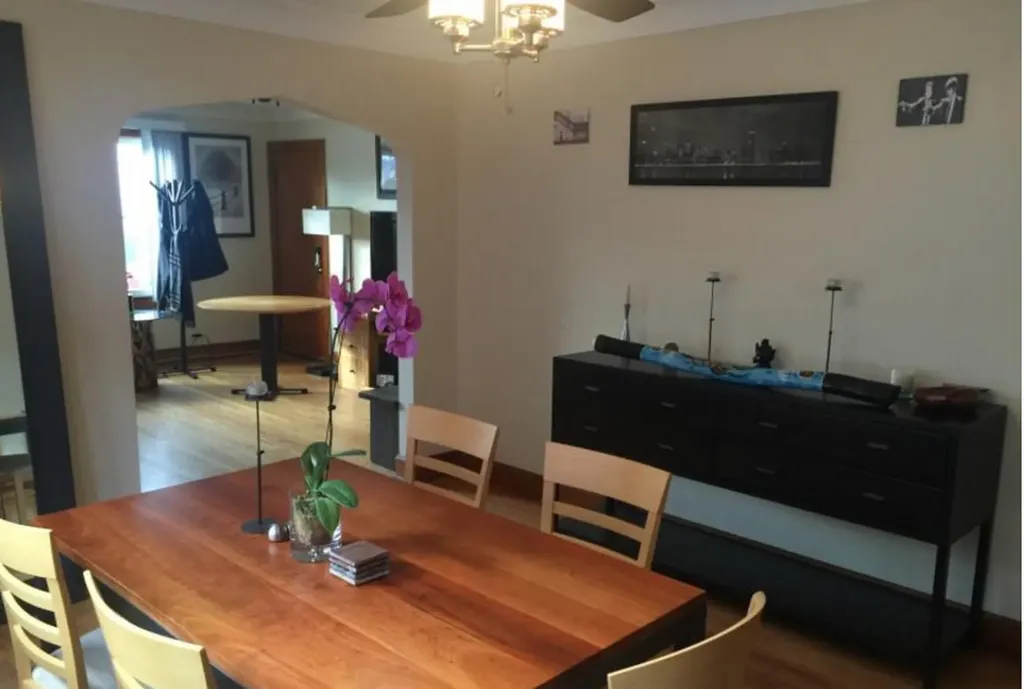 2923 North Marmora Avenue Chicago IL 60634