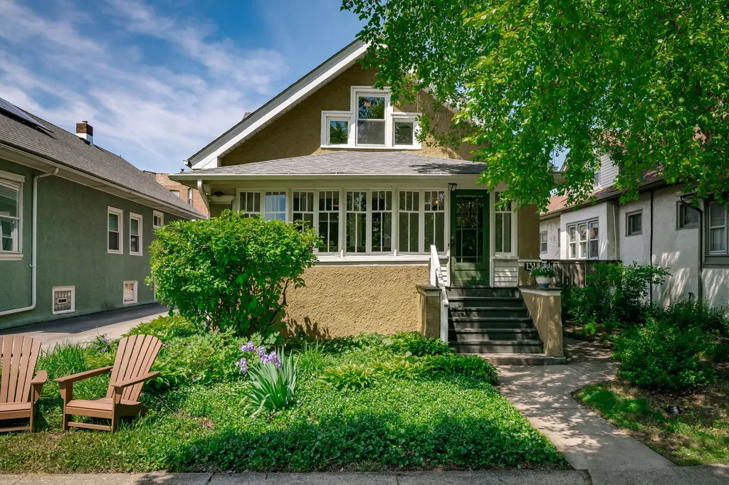 131 North Harvey Avenue Oak Park IL 60302