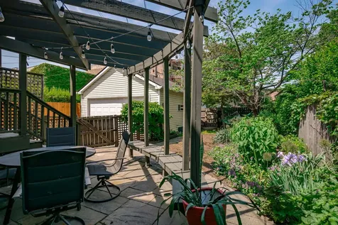 131 North Harvey Avenue Oak Park IL 60302