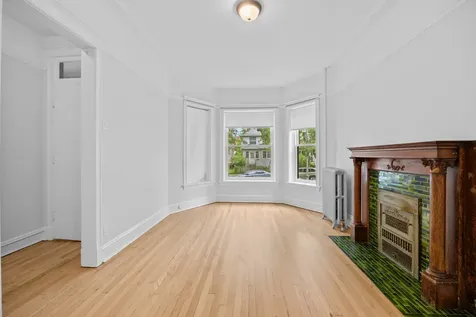 4916 North Magnolia Avenue Chicago IL 60613