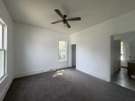 302 Oak Street Earlville IL 60518