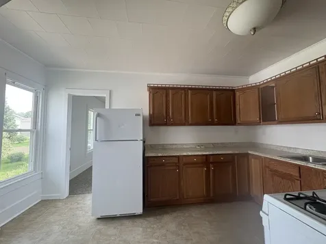 302 Oak Street Earlville IL 60518