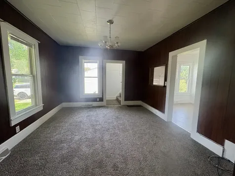302 Oak Street Earlville IL 60518