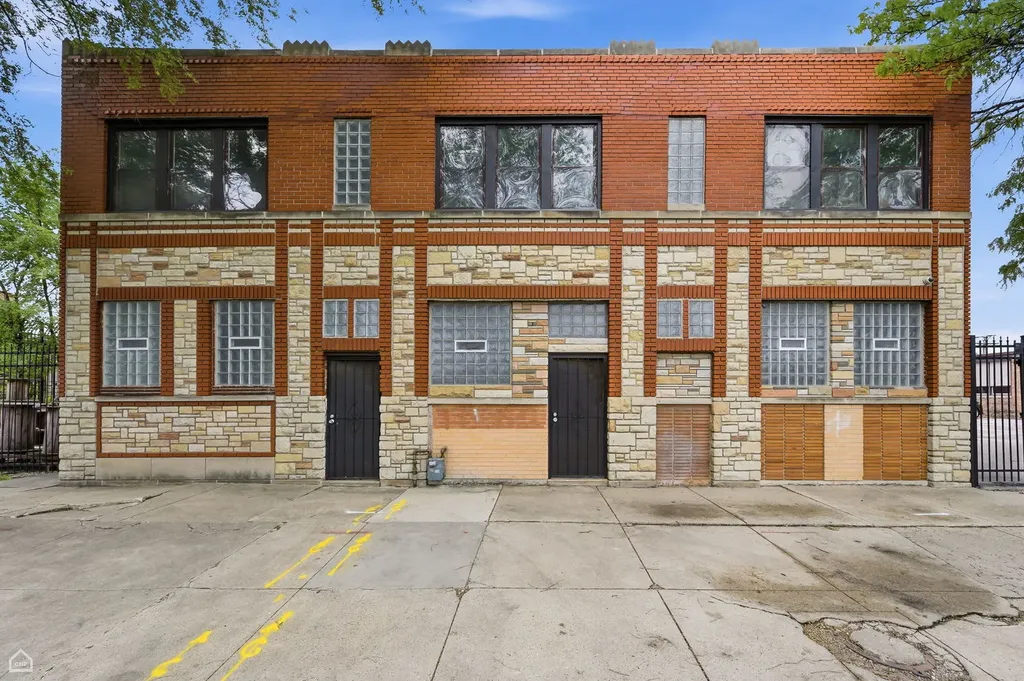 6200 South Oakley Avenue Chicago IL 60636