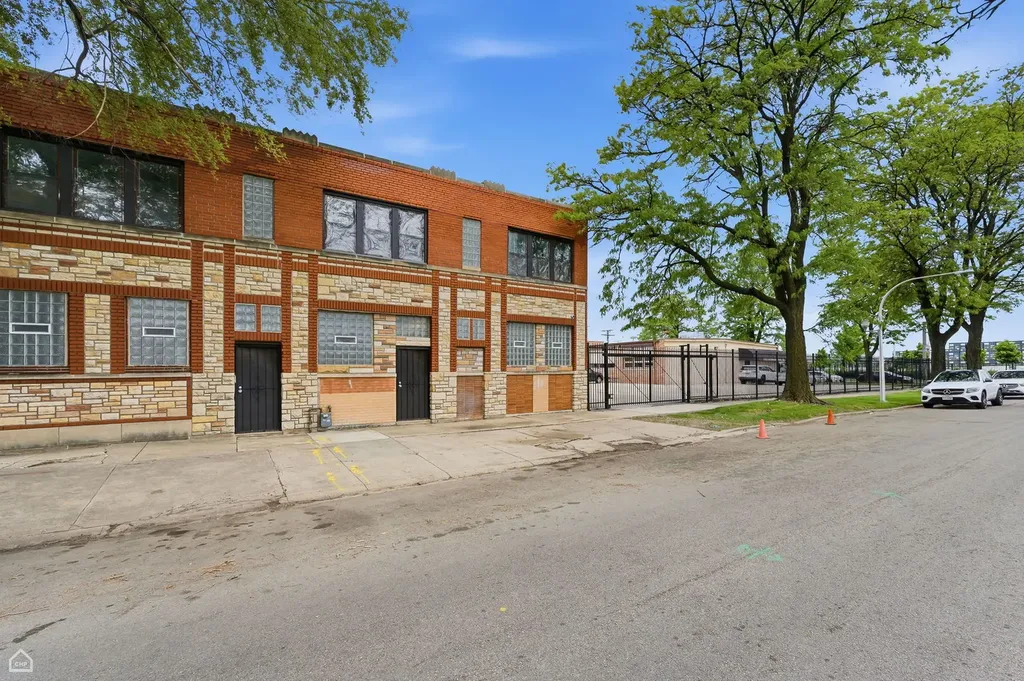 6200 South Oakley Avenue Chicago IL 60636