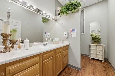 6200 South Oakley Avenue Chicago IL 60636