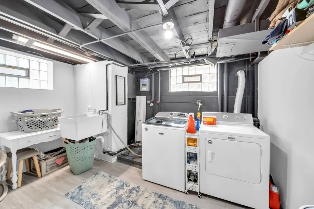 10805 South Drake Avenue Chicago IL 60655