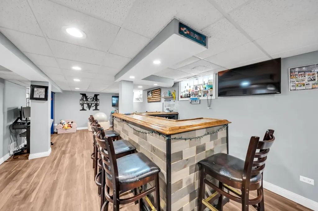 10805 South Drake Avenue Chicago IL 60655