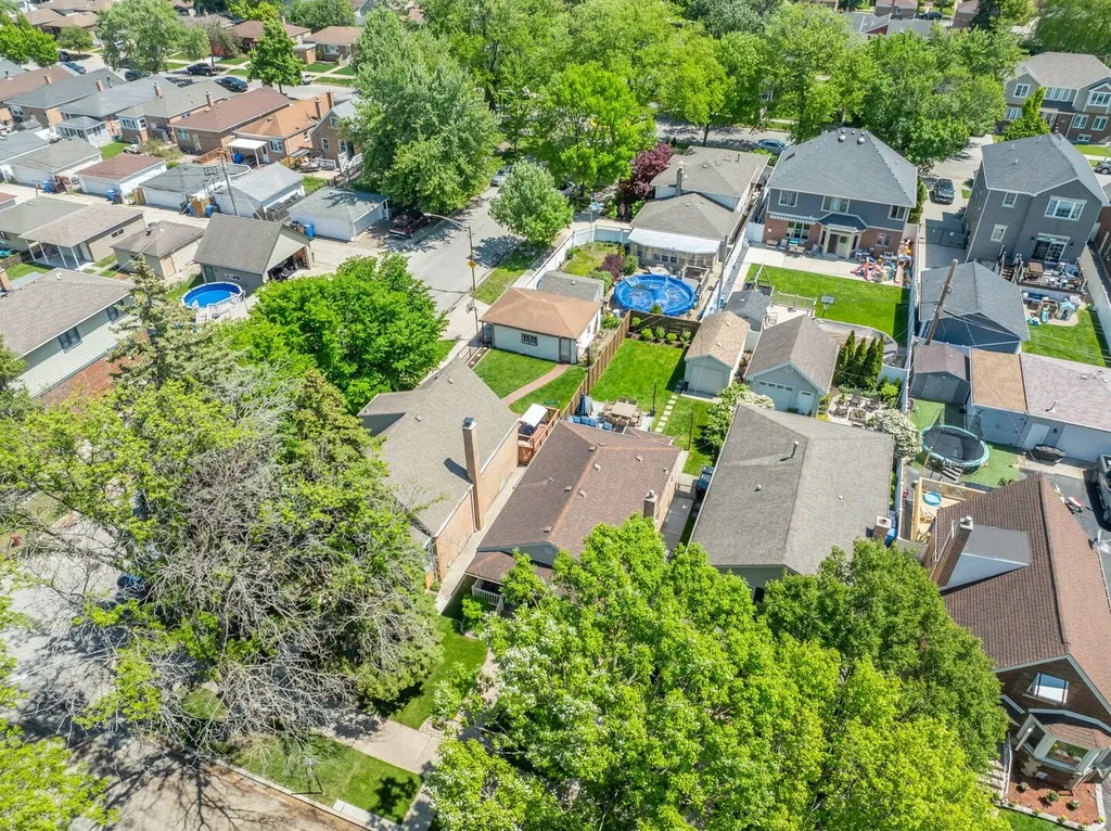 10805 South Drake Avenue Chicago IL 60655