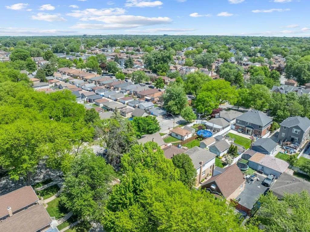 10805 South Drake Avenue Chicago IL 60655