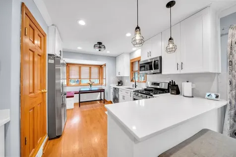 10805 South Drake Avenue Chicago IL 60655