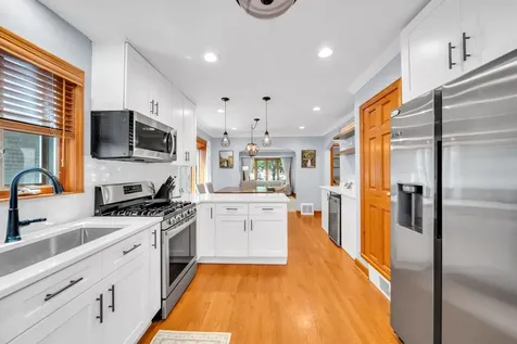 10805 South Drake Avenue Chicago IL 60655