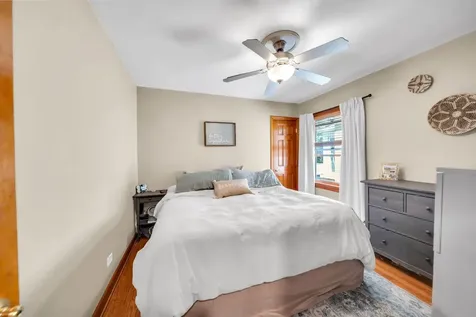 10805 South Drake Avenue Chicago IL 60655