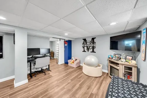 10805 South Drake Avenue Chicago IL 60655