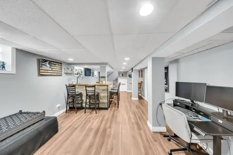 10805 South Drake Avenue Chicago IL 60655