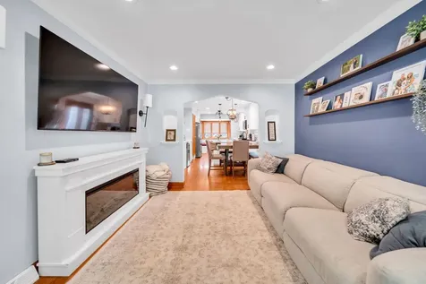 10805 South Drake Avenue Chicago IL 60655